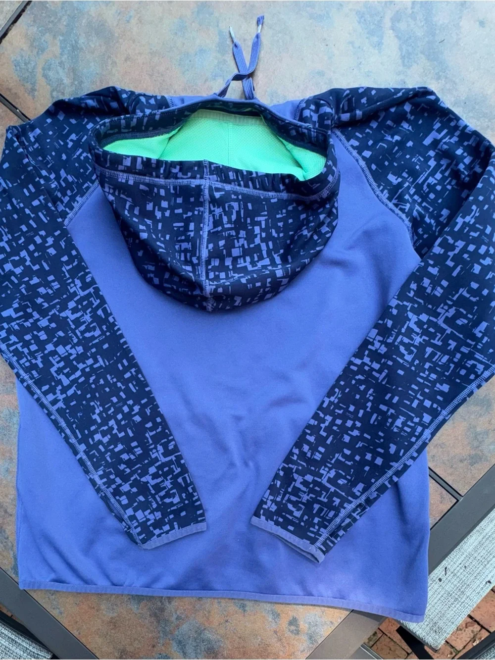 Nike Dri-FIT Women’s Large Blue Hoodie Pullover Neon Green Swoosh Athletic